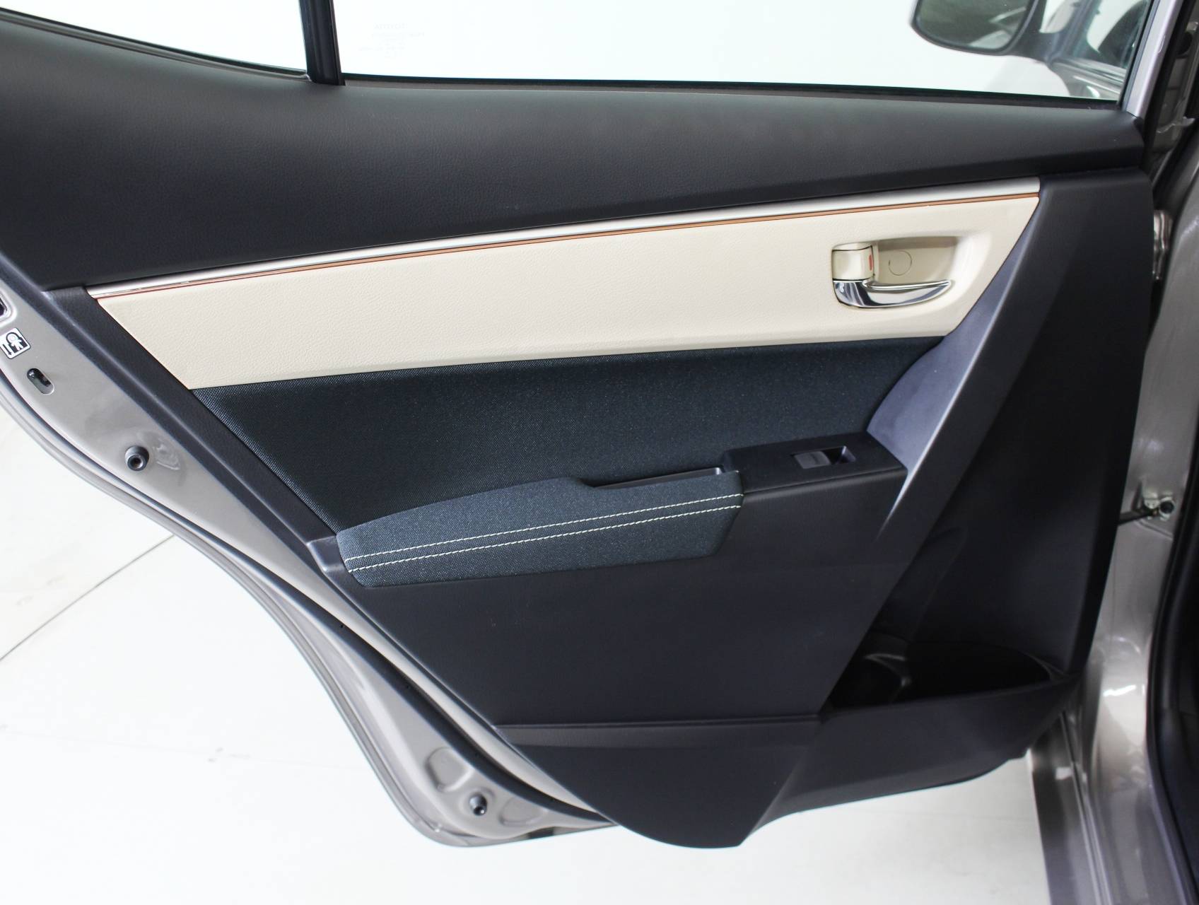 Florida Fine Cars - Used TOYOTA COROLLA 2016 MIAMI Le