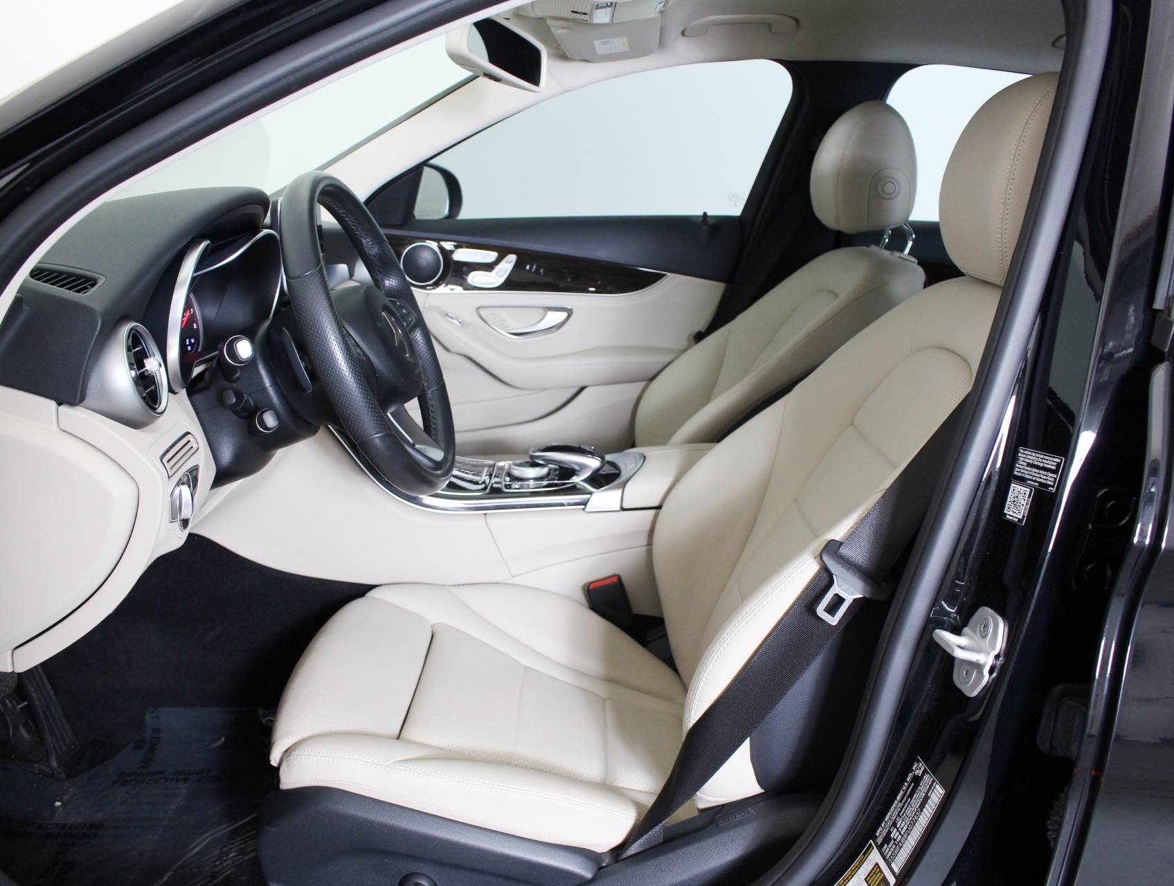 Florida Fine Cars - Used MERCEDES-BENZ C CLASS 2015 HOLLYWOOD C300