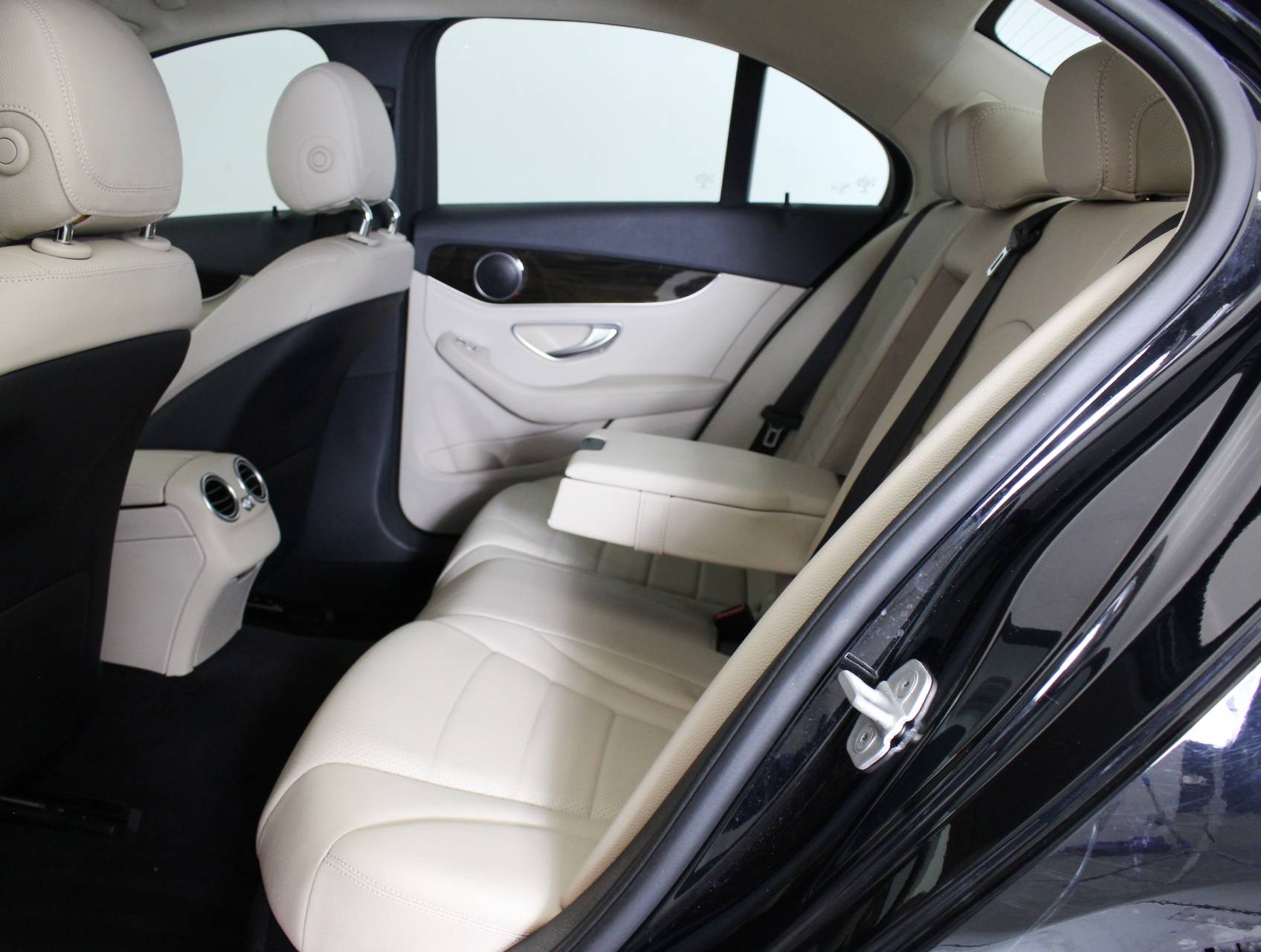 Florida Fine Cars - Used MERCEDES-BENZ C CLASS 2015 HOLLYWOOD C300