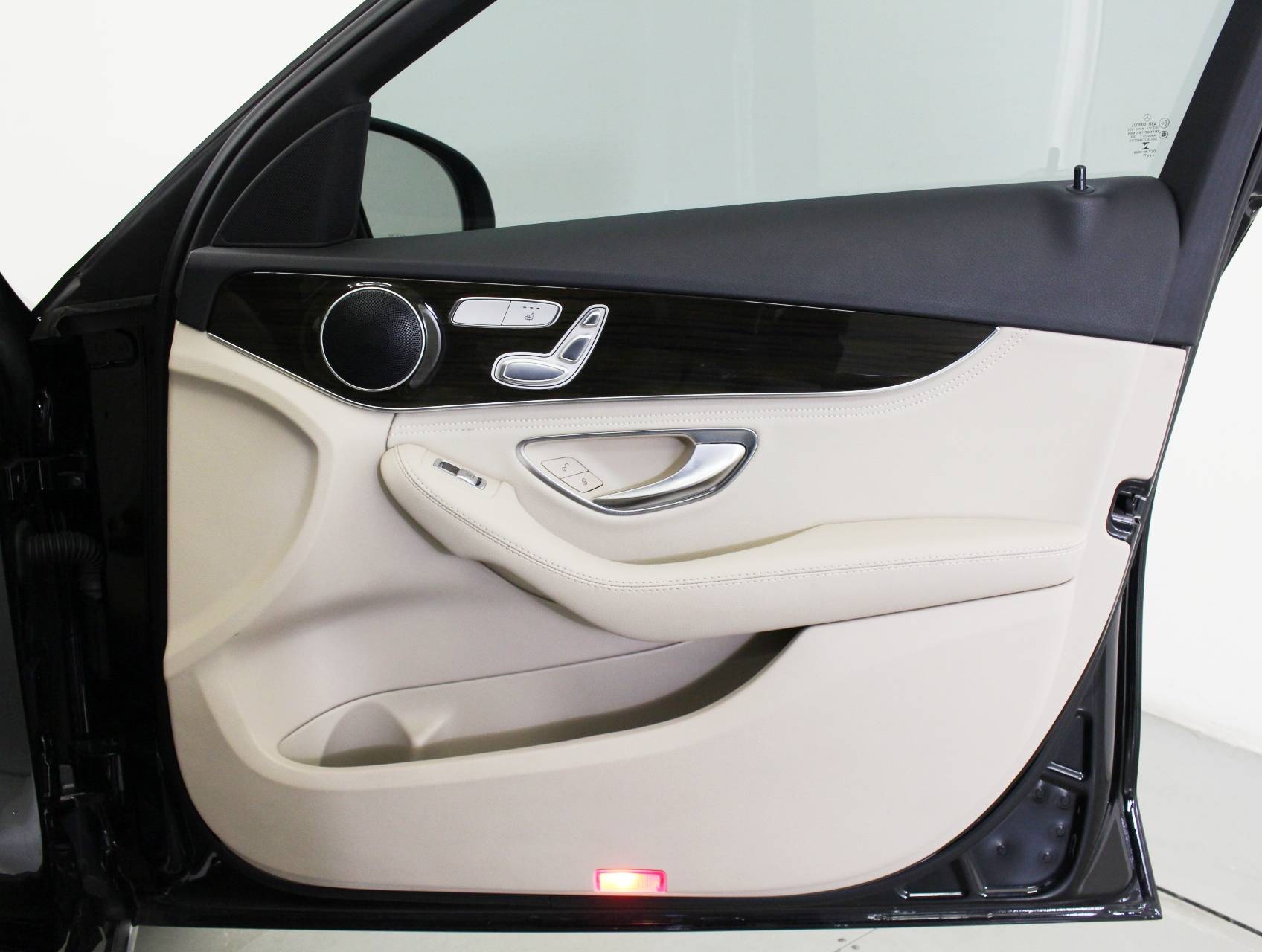 Florida Fine Cars - Used MERCEDES-BENZ C CLASS 2015 HOLLYWOOD C300