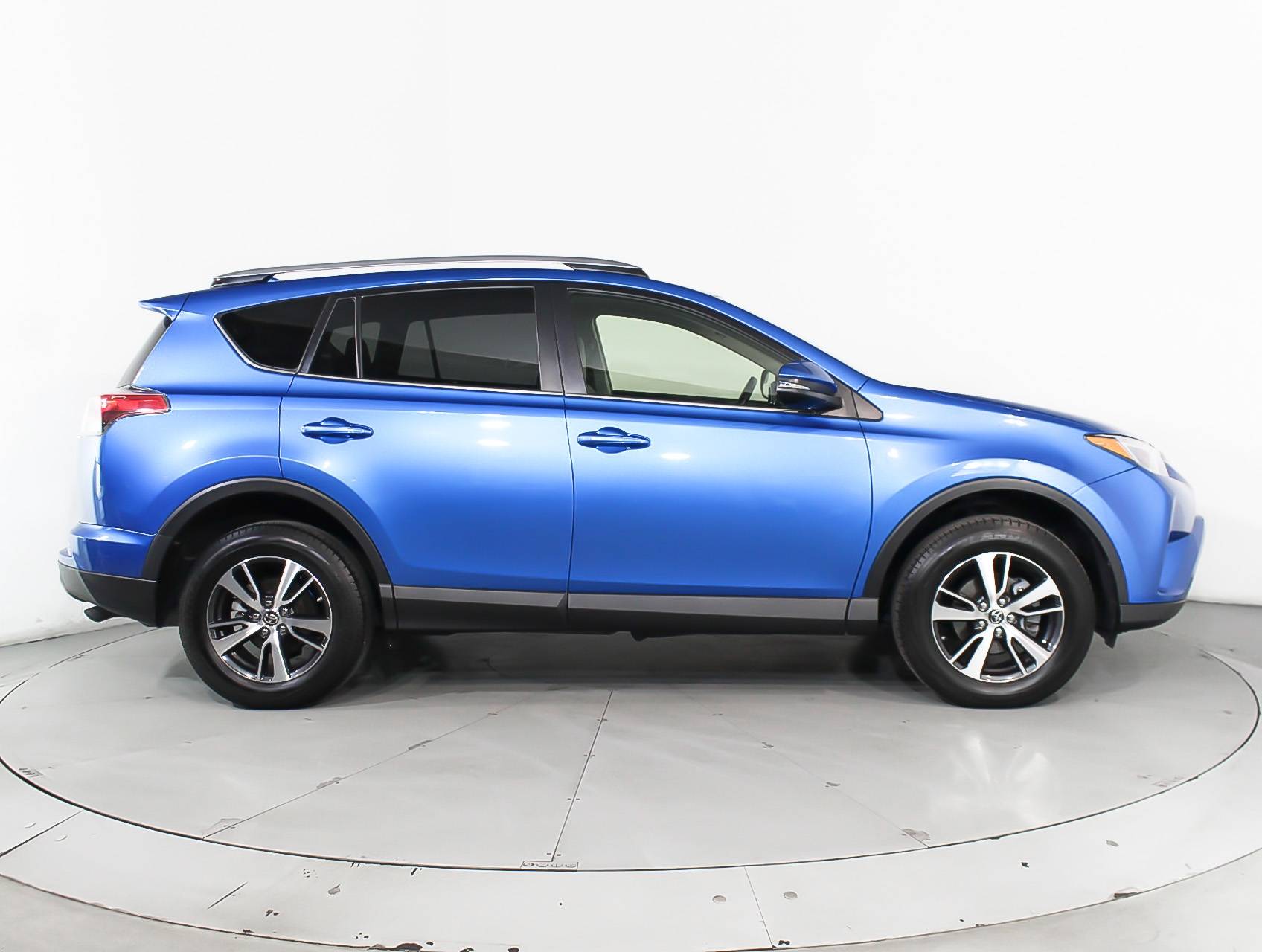 Florida Fine Cars - Used TOYOTA RAV4 2017 MIAMI Xle Awd