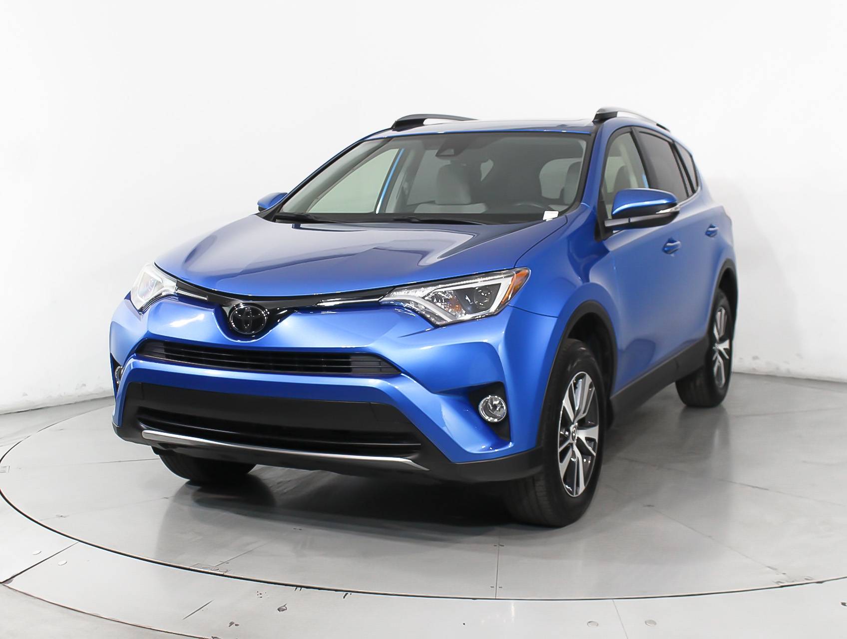 Florida Fine Cars - Used TOYOTA RAV4 2017 MIAMI Xle Awd
