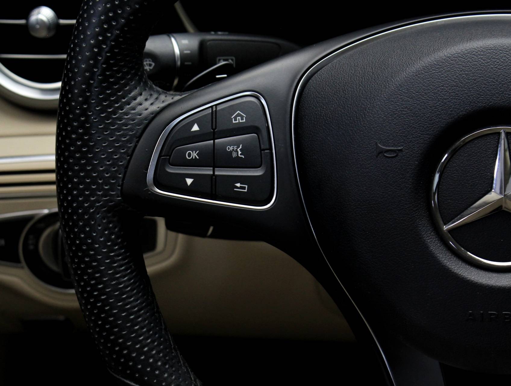 Florida Fine Cars - Used MERCEDES-BENZ C CLASS 2016 WEST PALM C300