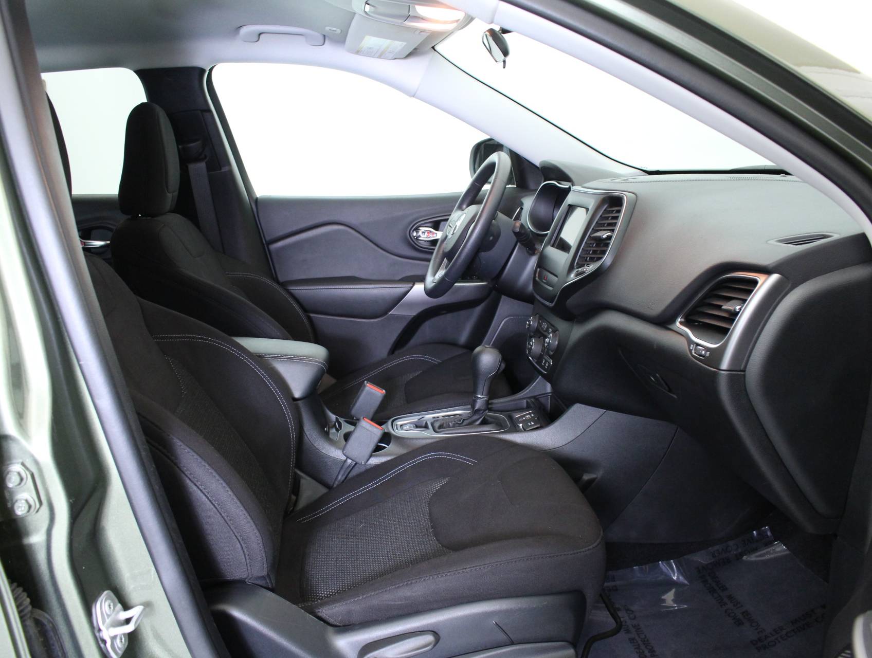 Florida Fine Cars - Used JEEP CHEROKEE 2019 MIAMI LATITUDE