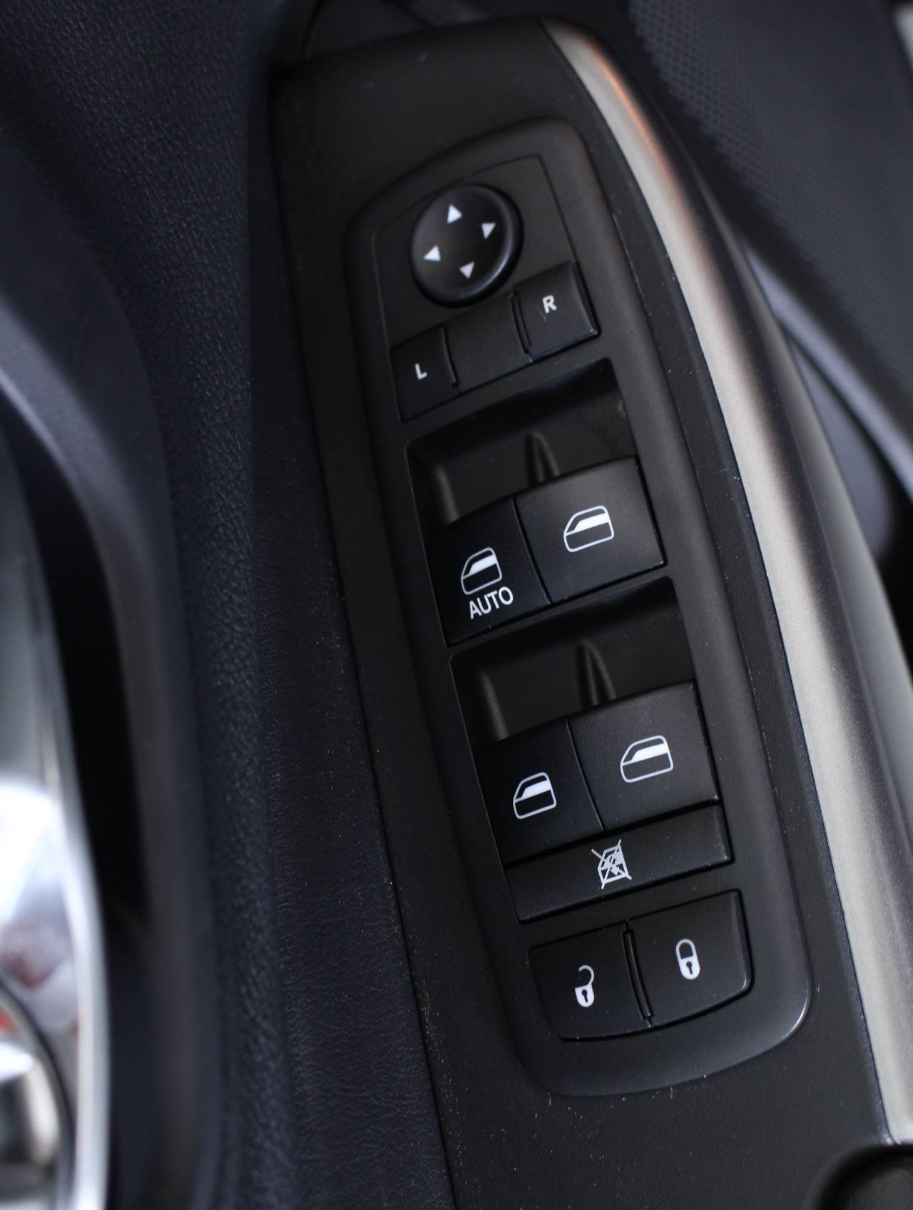 Florida Fine Cars - Used JEEP CHEROKEE 2019 MIAMI LATITUDE