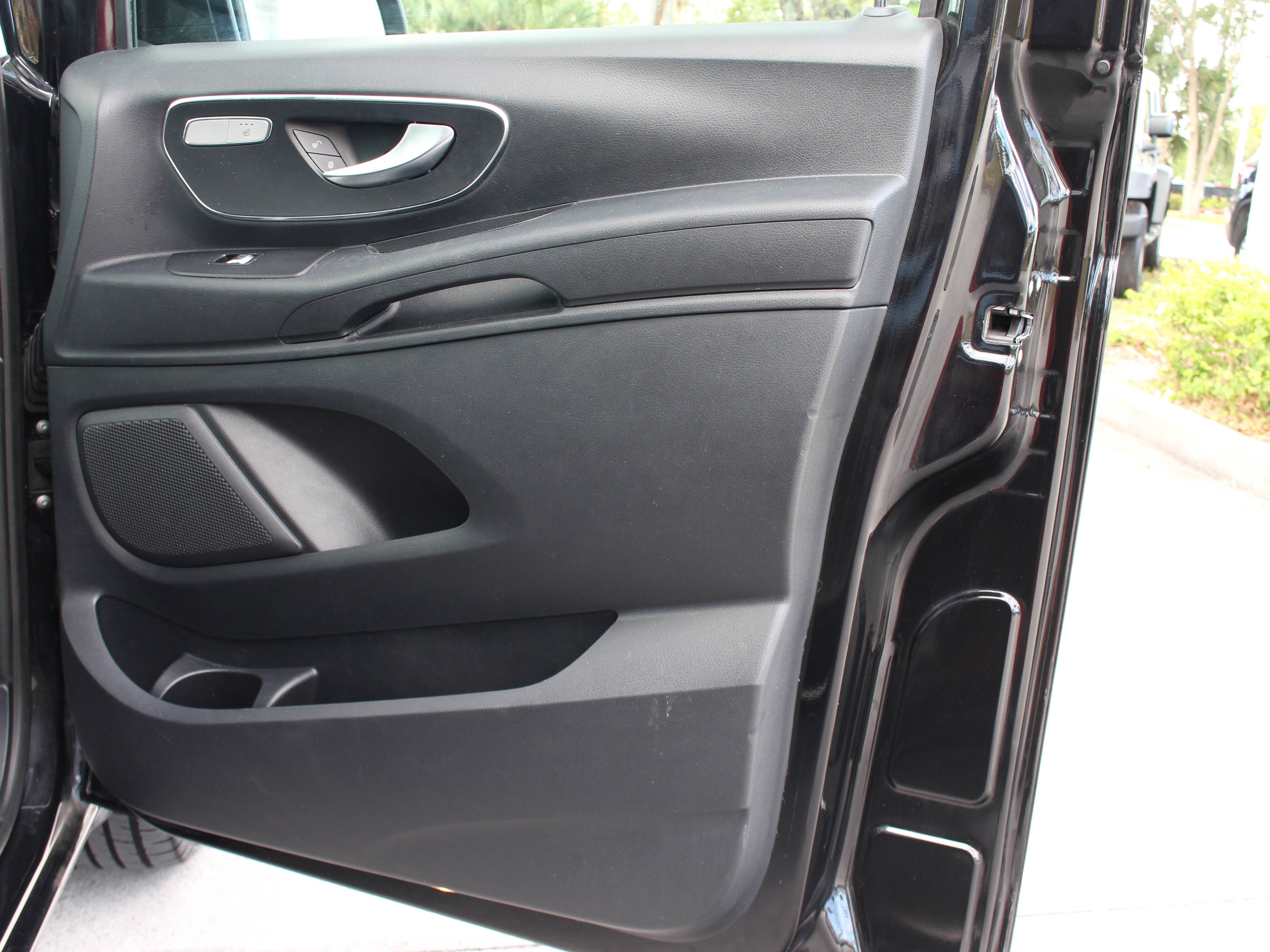 Florida Fine Cars - Used MERCEDES-BENZ METRIS 2016 MARGATE Passenger Van