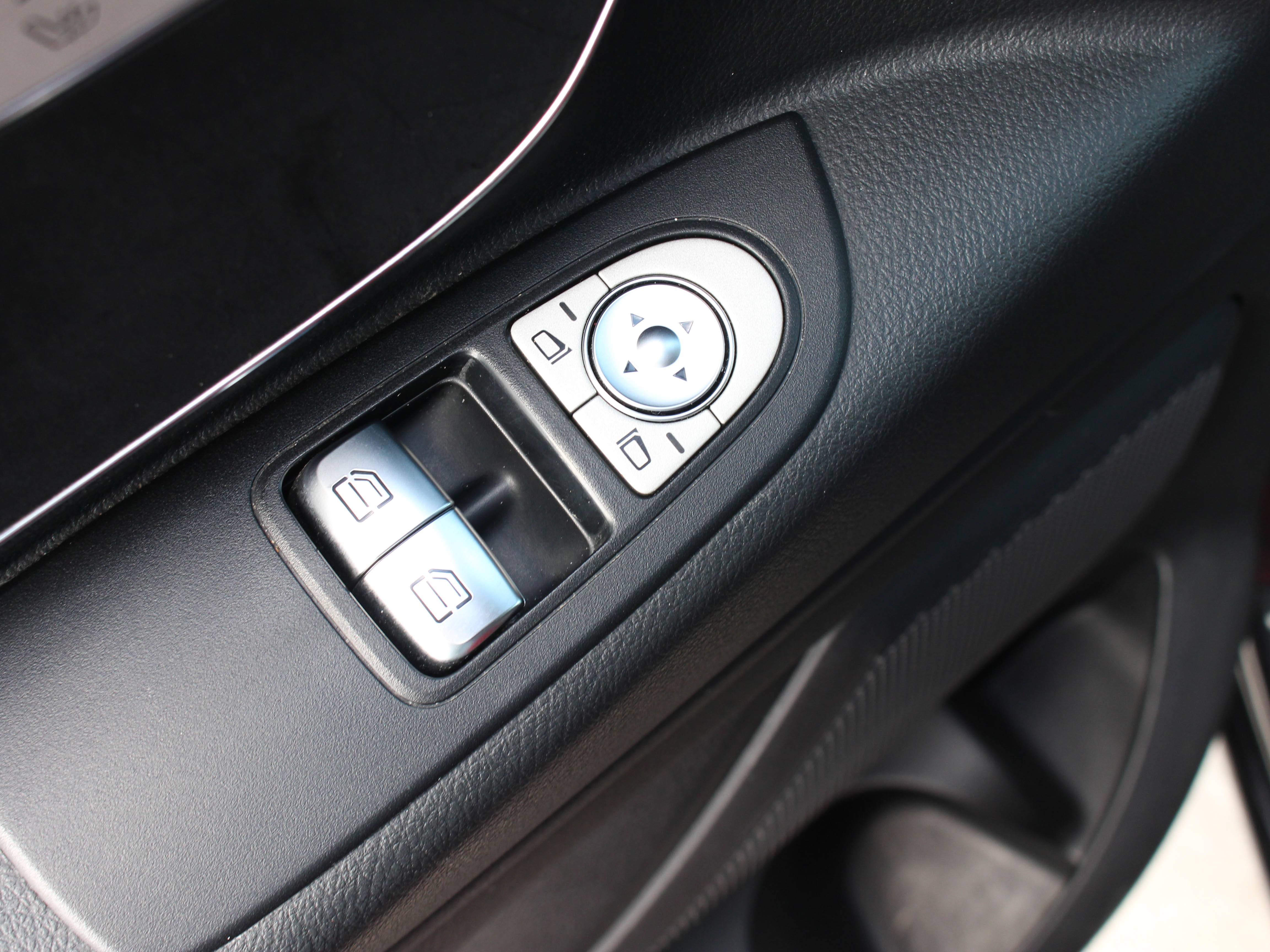 Florida Fine Cars - Used MERCEDES-BENZ METRIS 2016 MARGATE Passenger Van