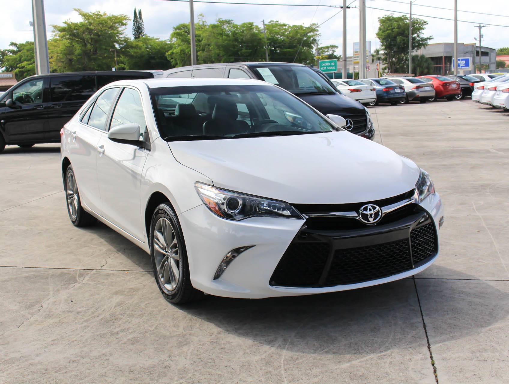 Florida Fine Cars - Used TOYOTA CAMRY 2017 WEST PALM Se