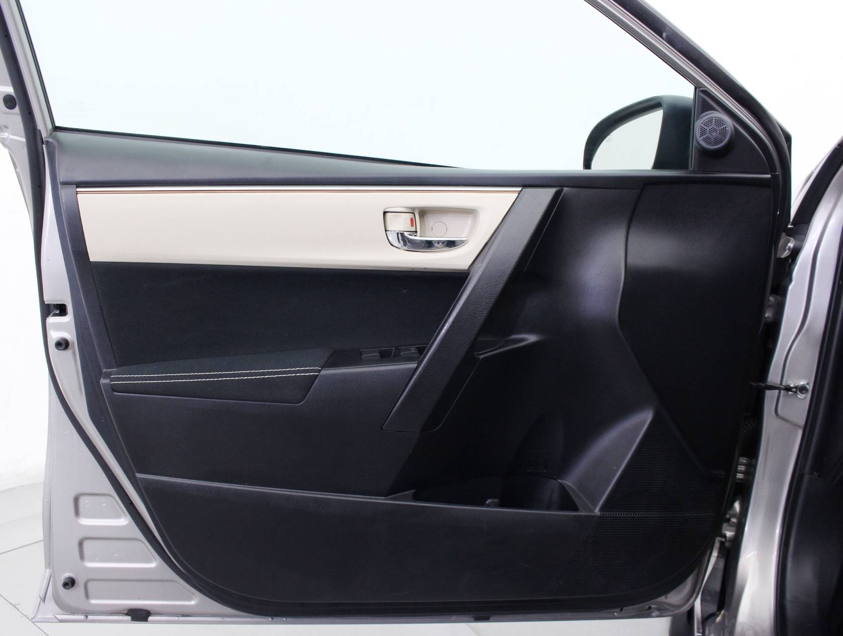 Florida Fine Cars - Used TOYOTA COROLLA 2016 MIAMI Le