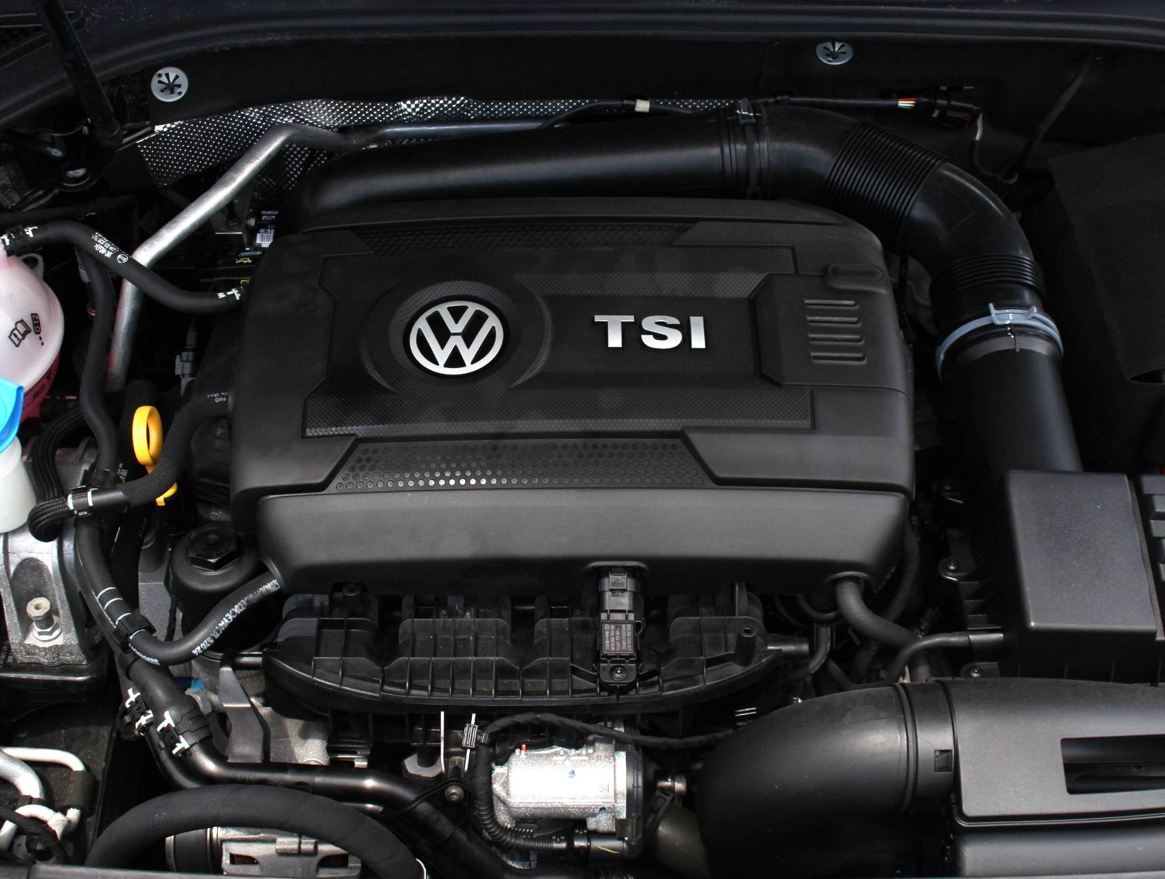 Florida Fine Cars - Used VOLKSWAGEN PASSAT 2016 MIAMI 1.8 R-Line W/comfort