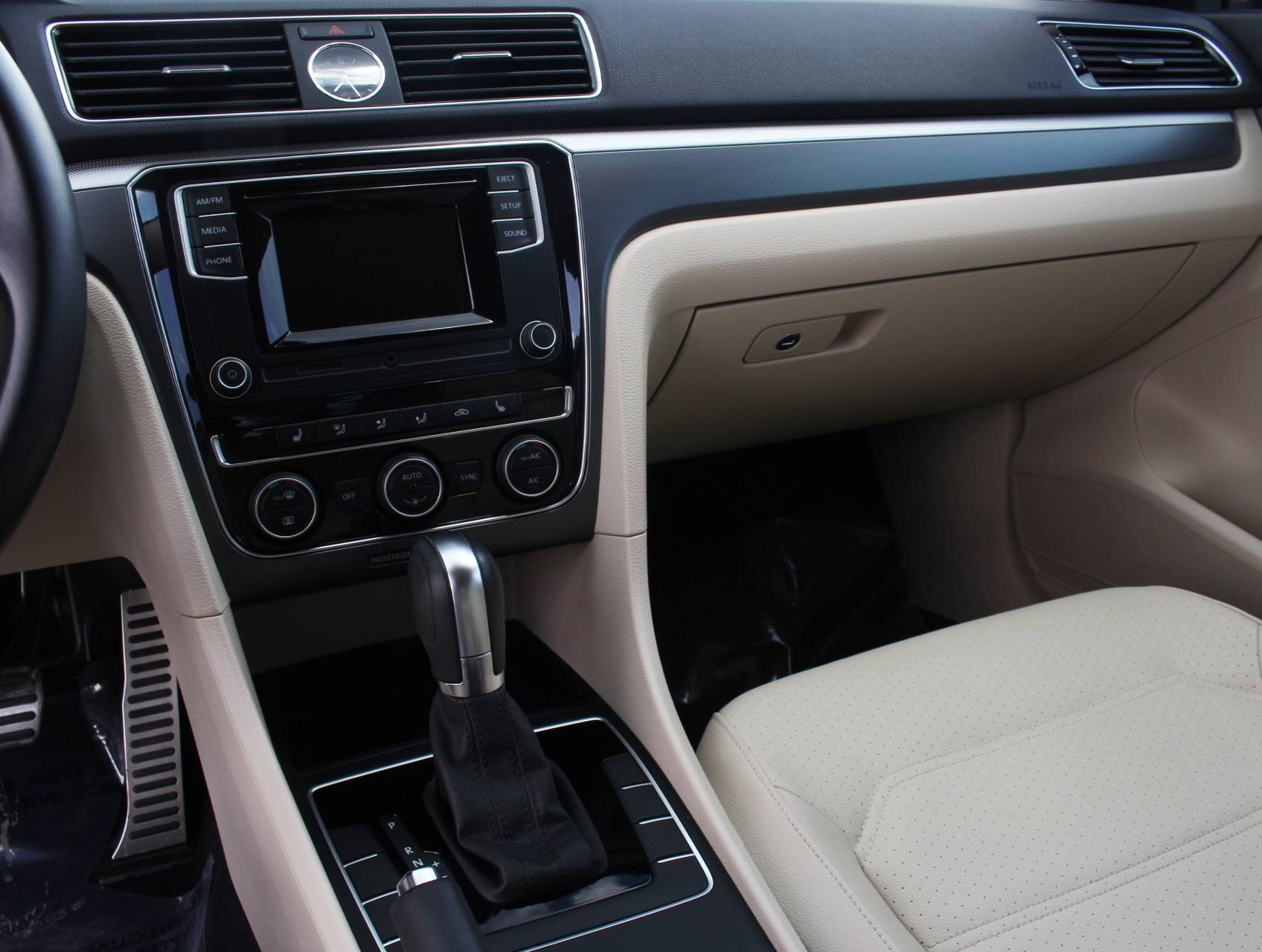 Florida Fine Cars - Used VOLKSWAGEN PASSAT 2016 MIAMI 1.8 R-Line W/comfort