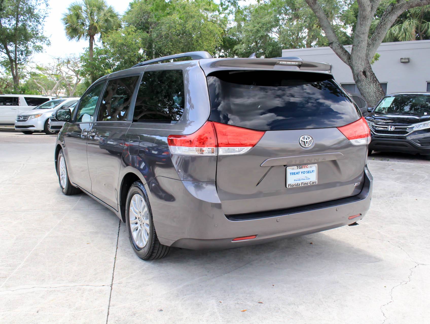 Florida Fine Cars - Used TOYOTA SIENNA 2013 WEST PALM XLE