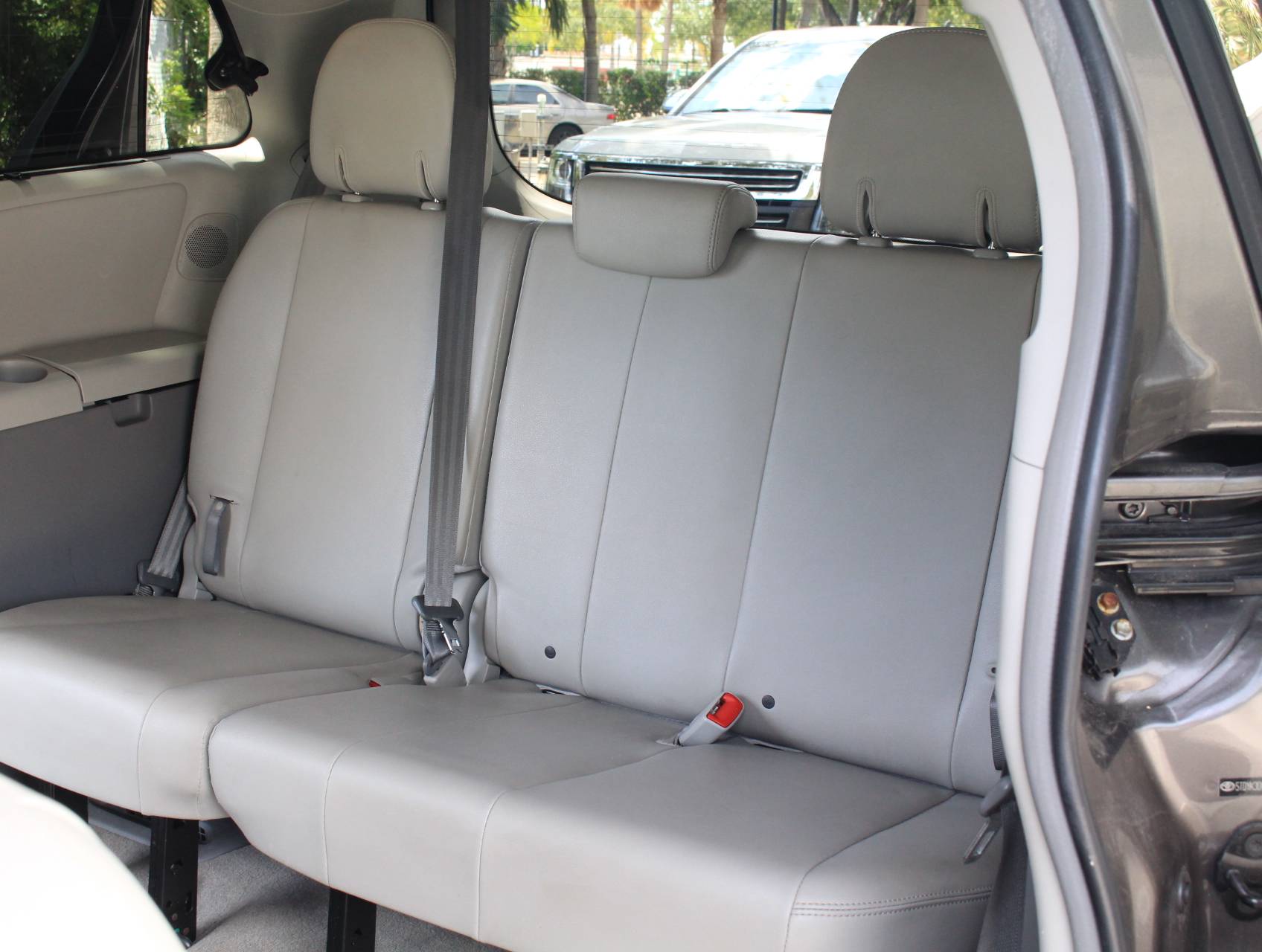 Florida Fine Cars - Used TOYOTA SIENNA 2013 WEST PALM XLE