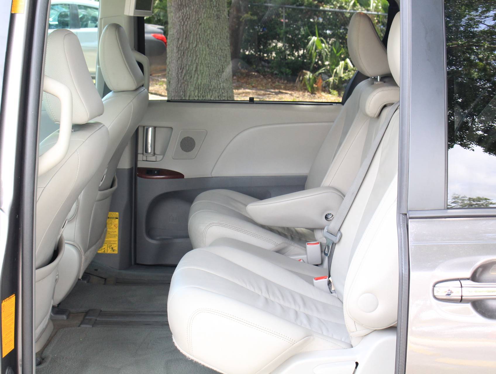 Florida Fine Cars - Used TOYOTA SIENNA 2013 WEST PALM XLE