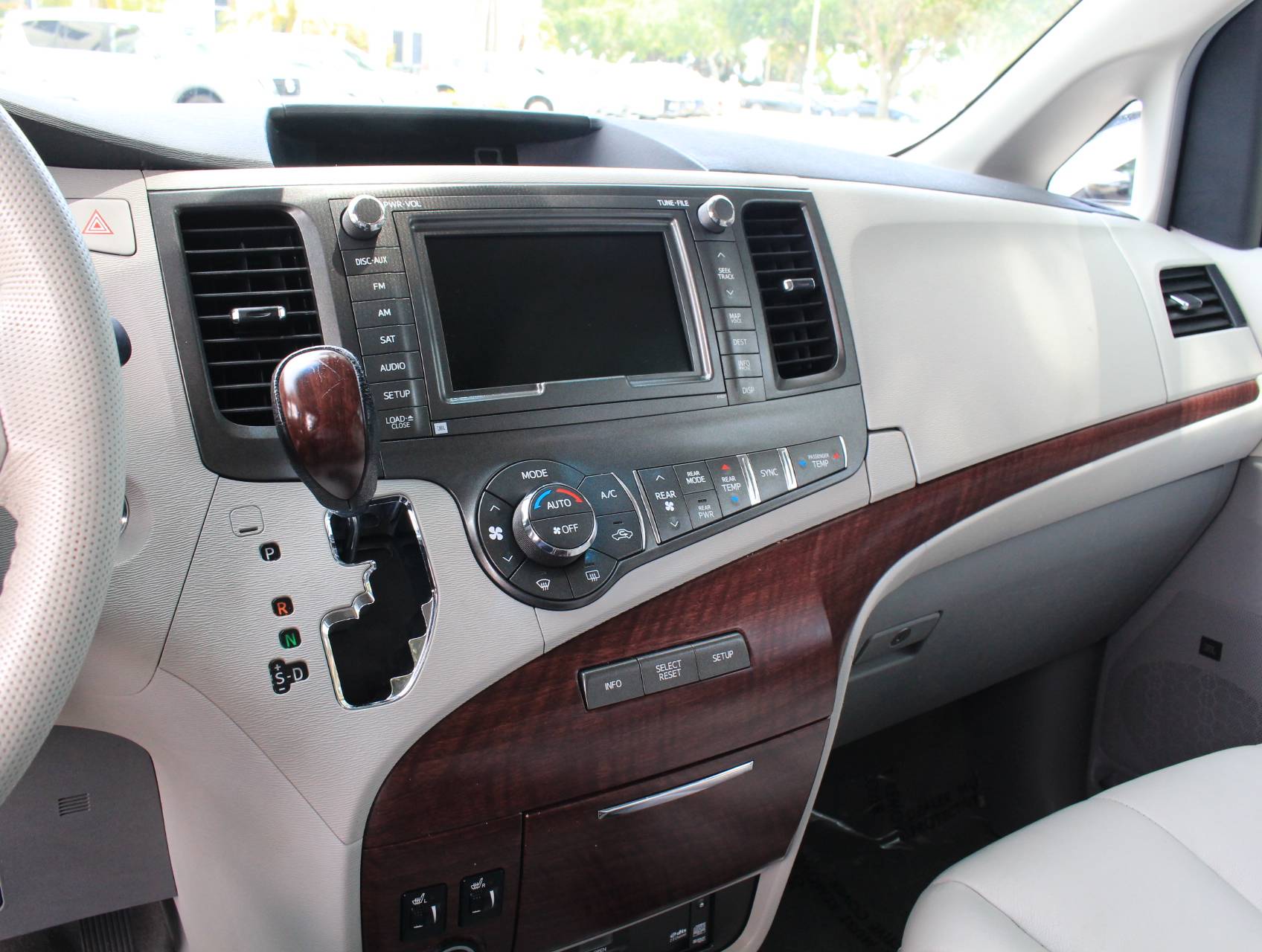 Florida Fine Cars - Used TOYOTA SIENNA 2013 WEST PALM XLE