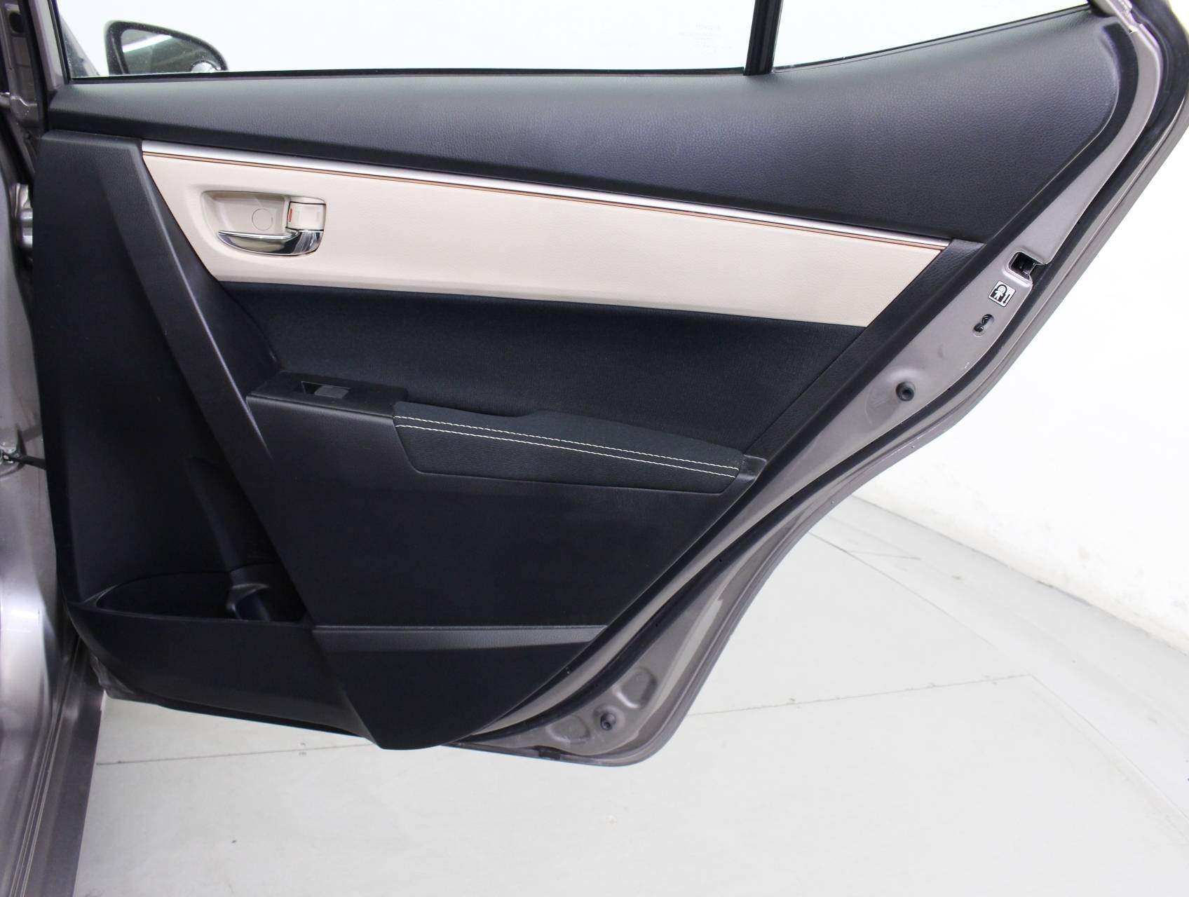 Florida Fine Cars - Used TOYOTA COROLLA 2016 MIAMI Le