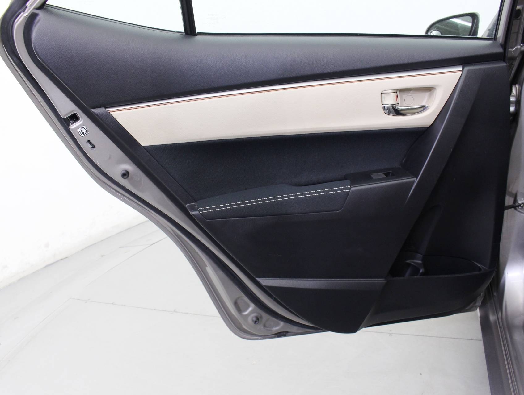 Florida Fine Cars - Used TOYOTA COROLLA 2016 MIAMI Le