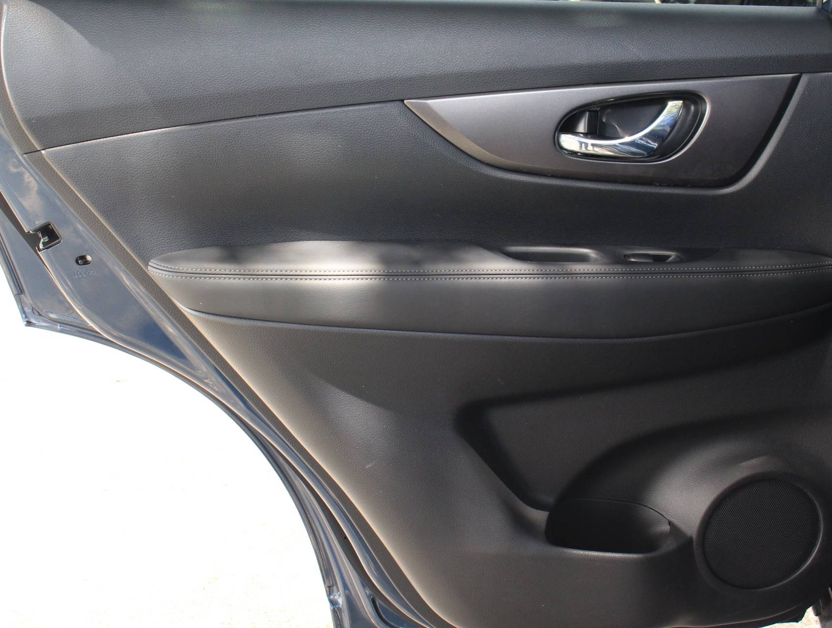 Florida Fine Cars - Used NISSAN ROGUE 2016 WEST PALM Sv