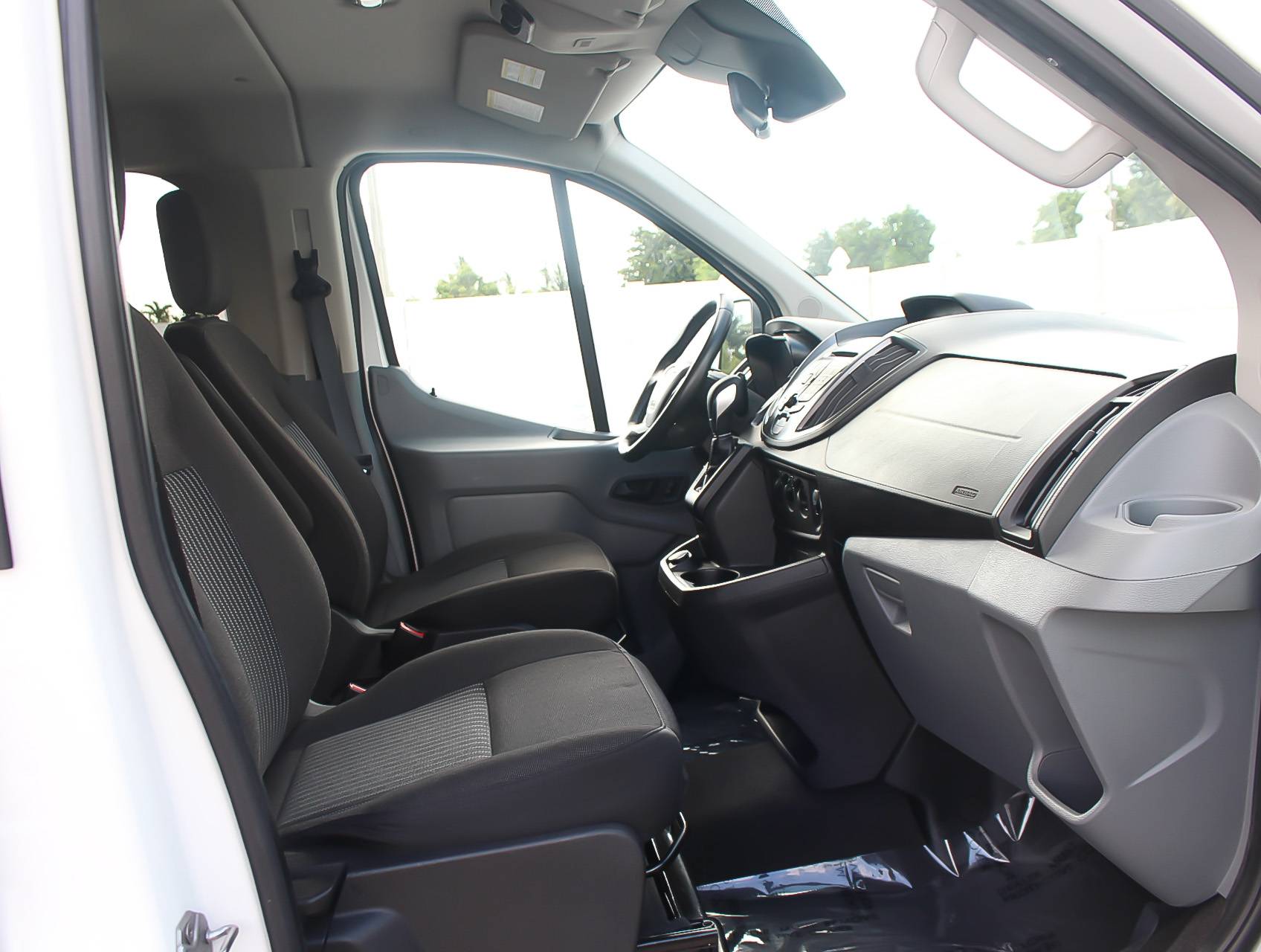 Florida Fine Cars - Used FORD TRANSIT WAGON 2017 HOLLYWOOD Xlt Transit Wagon