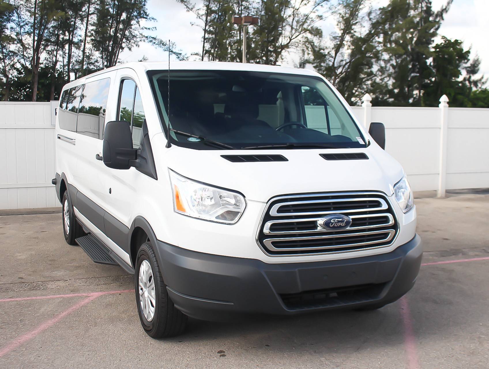 Florida Fine Cars - Used FORD TRANSIT WAGON 2017 HOLLYWOOD Xlt Transit Wagon