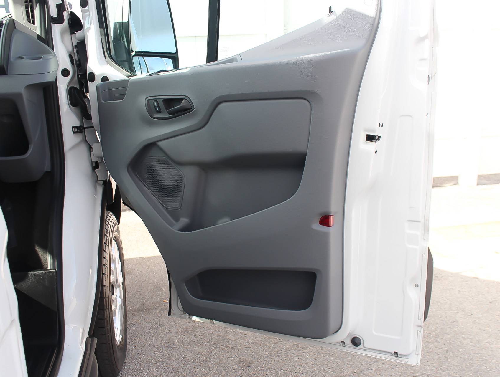 Florida Fine Cars - Used FORD TRANSIT WAGON 2017 HOLLYWOOD Xlt Transit Wagon