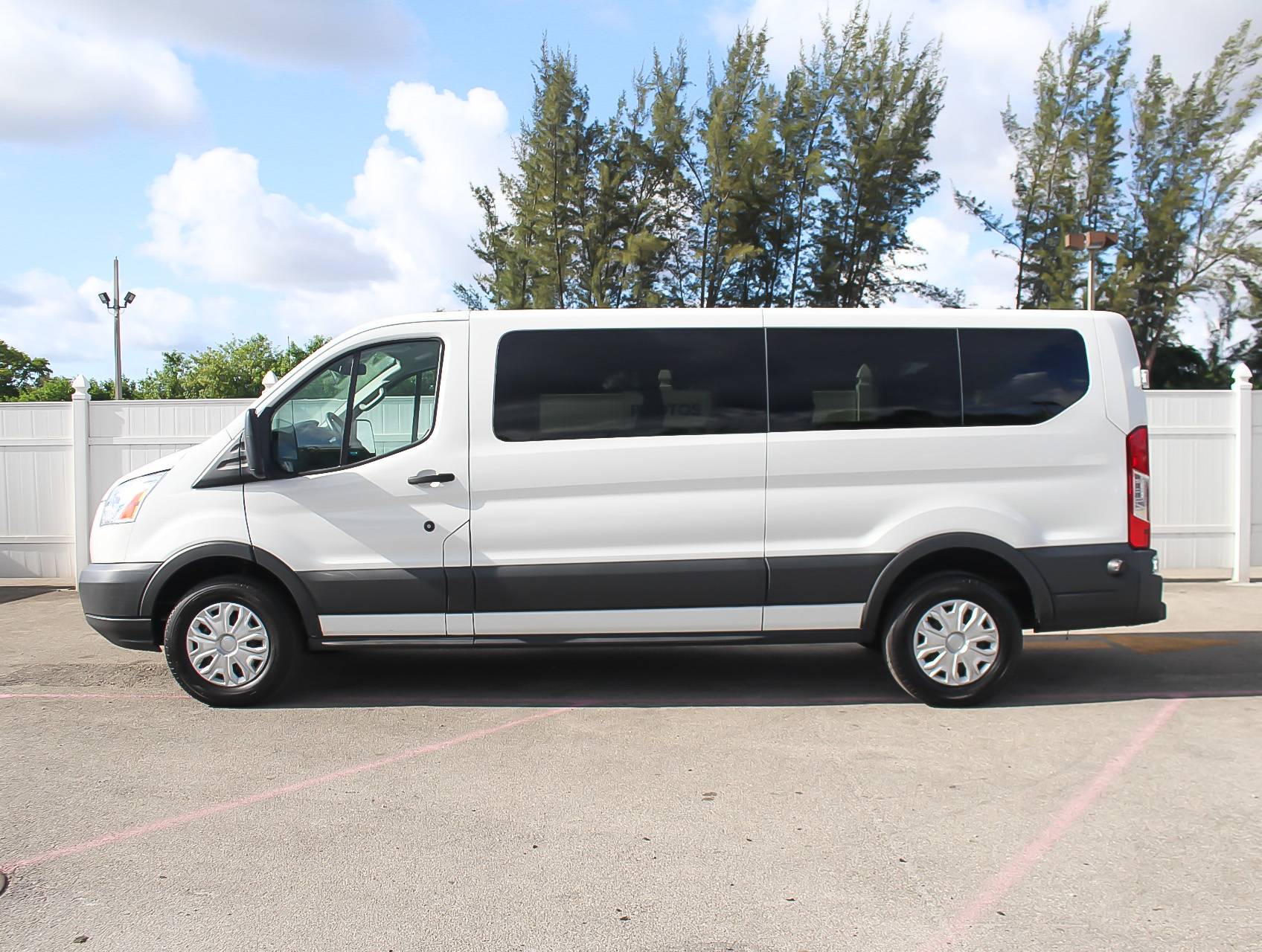 Florida Fine Cars - Used FORD TRANSIT WAGON 2017 HOLLYWOOD Xlt Transit Wagon