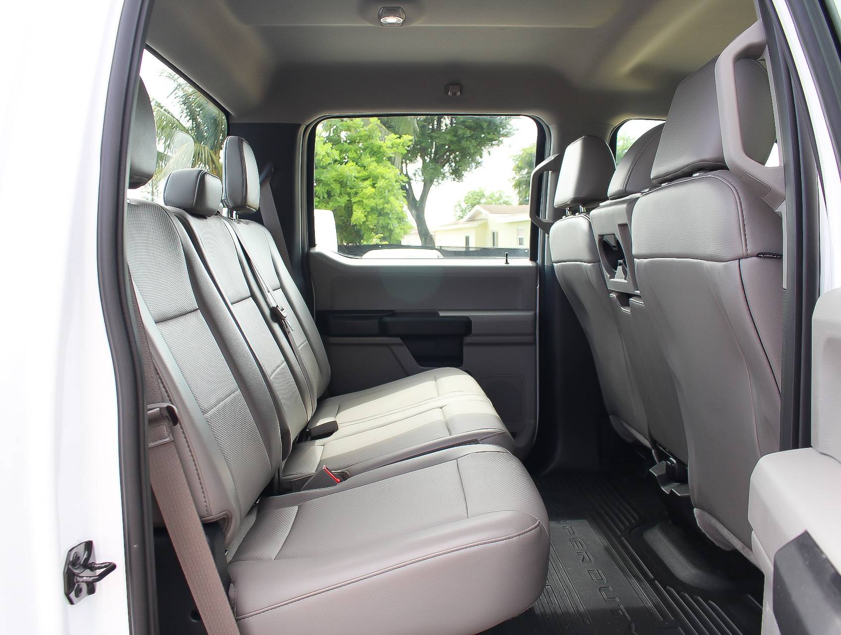 Florida Fine Cars - Used Ford Super Duty F-250 SRW 2017 MIAMI XL CREW CAB 4X4