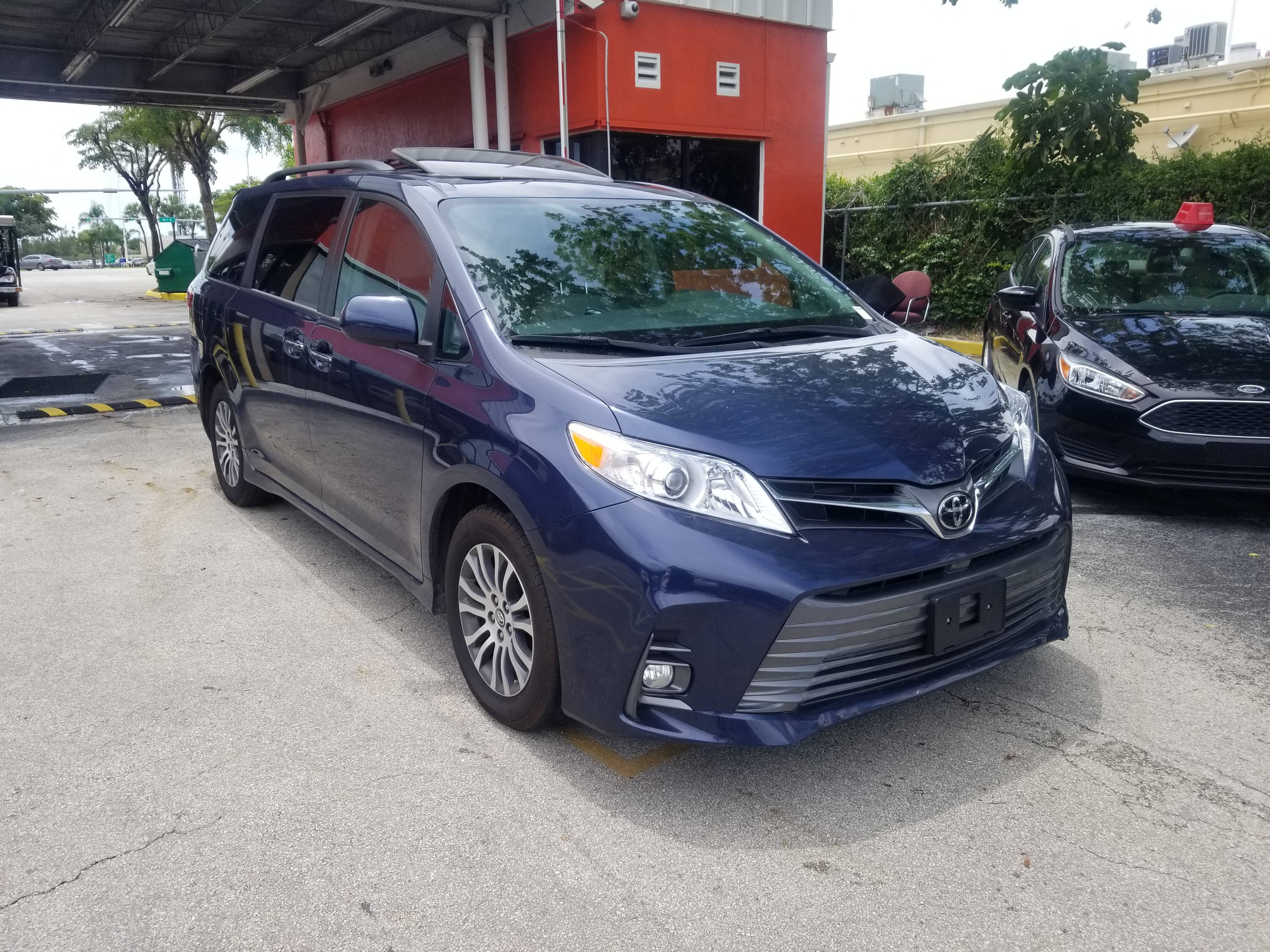 Florida Fine Cars - Used TOYOTA SIENNA 2018 MIAMI Xle