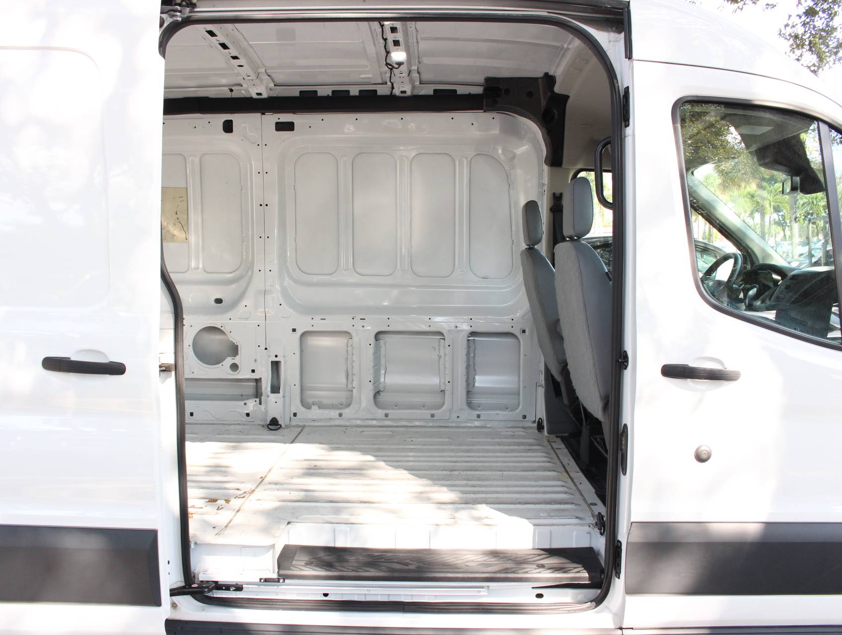 Florida Fine Cars - Used Ford Transit Van 2018 WEST PALM 148 MEDIUM ROOF