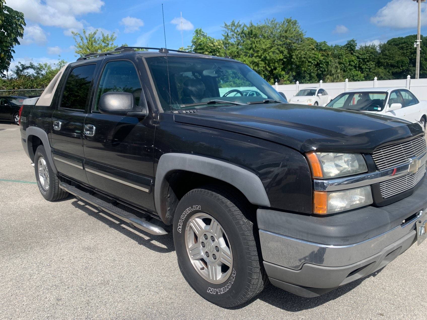 Florida Fine Cars - Used Chevrolet Avalanche 2004 MIAMI Z66