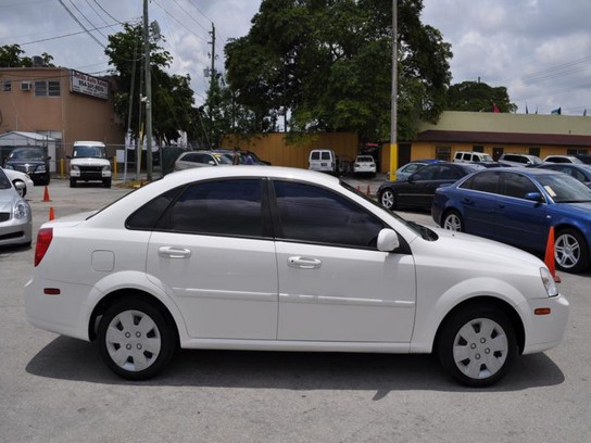 Florida Fine Cars - Used SUZUKI FORENZA 2007 HOLLYWOOD S-LOW MILES
