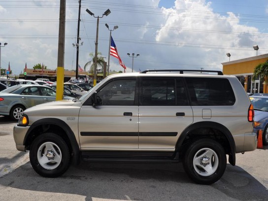 Florida Fine Cars - Used MITSUBISHI MONTERO 2001 HOLLYWOOD LS 4WD