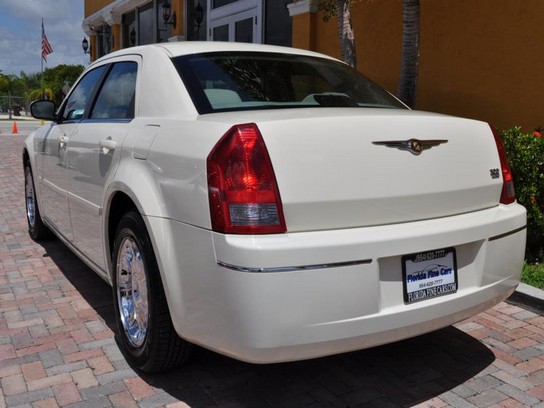 Florida Fine Cars - Used CHRYSLER 300 2005 HOLLYWOOD Touring