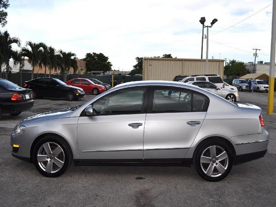 Florida Fine Cars - Used VOLKSWAGEN PASSAT 2006 HOLLYWOOD 2.0T