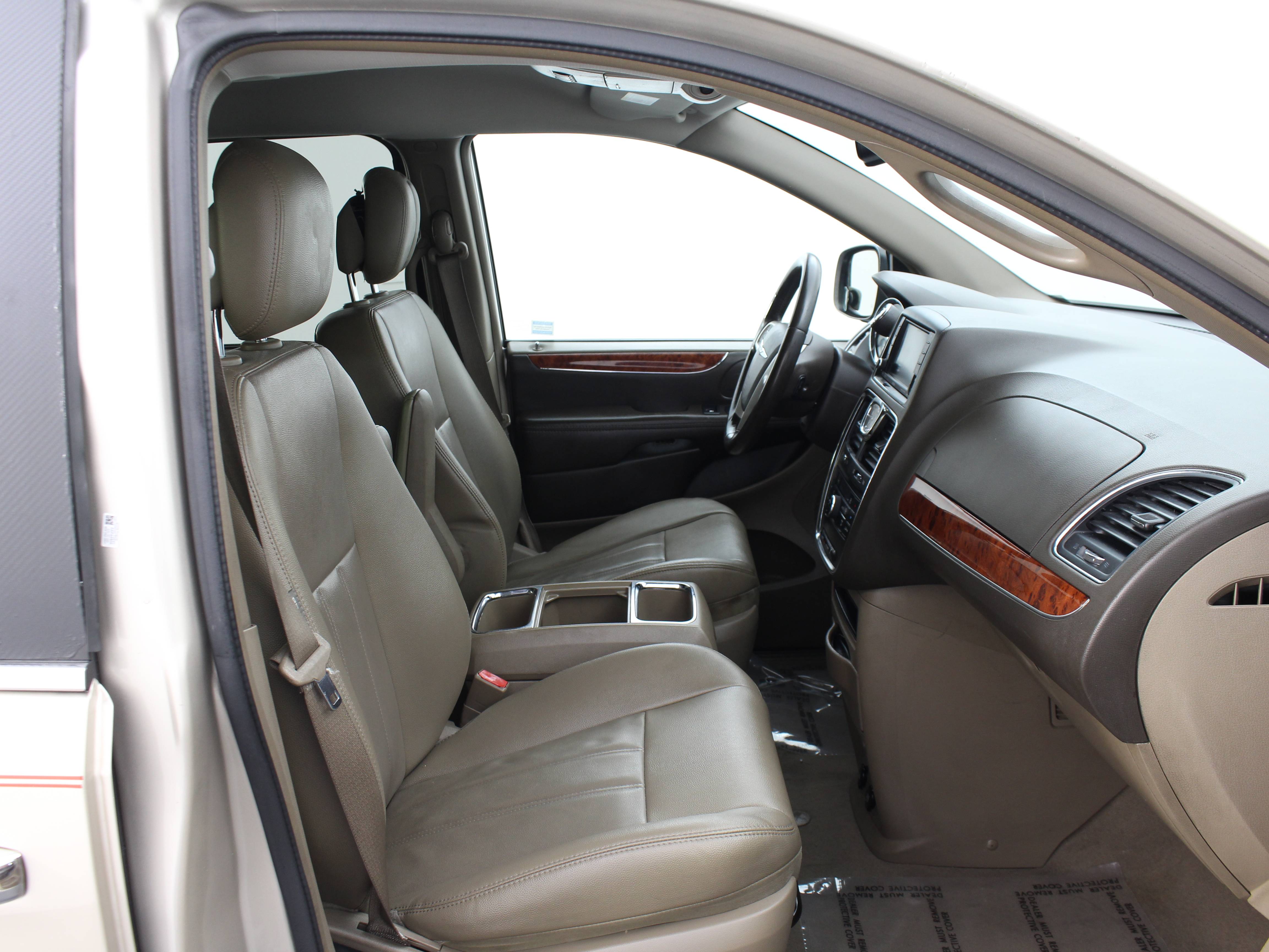 Florida Fine Cars - Used CHRYSLER TOWN & COUNTRY 2014 MIAMI TOURING