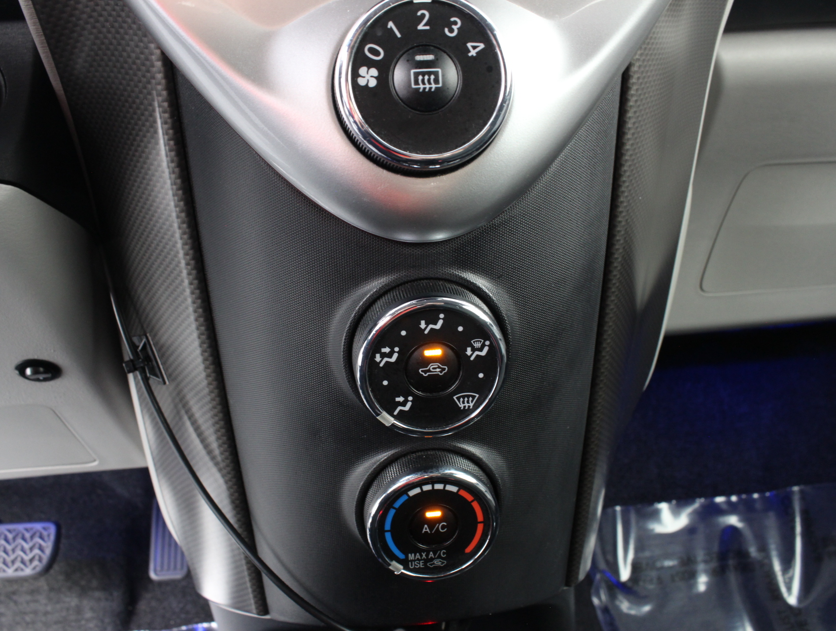 Florida Fine Cars - Used SCION IQ 2014 WEST PALM 10 SERIES