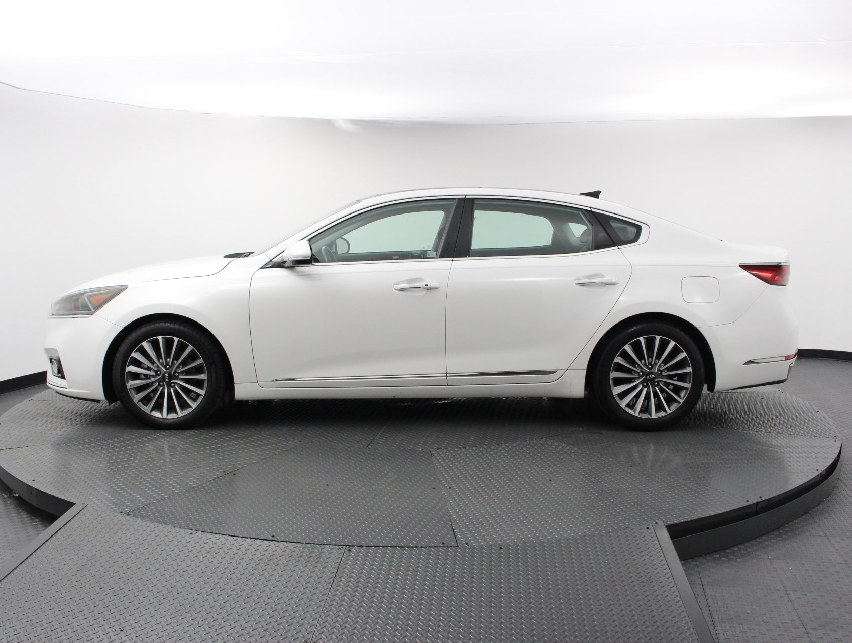 Florida Fine Cars - Used KIA CADENZA 2017 WEST PALM PREMIUM