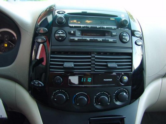 Florida Fine Cars - Used TOYOTA SIENNA 2004 HOLLYWOOD LE