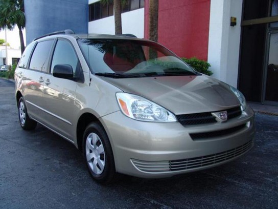 Florida Fine Cars - Used TOYOTA SIENNA 2004 HOLLYWOOD LE