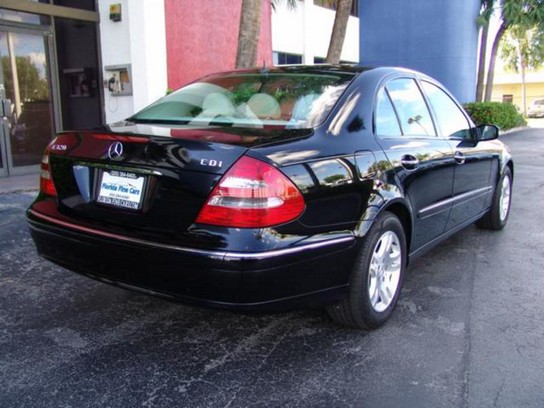 Florida Fine Cars - Used MERCEDES-BENZ E CLASS 2006 MIAMI E320 CDI
