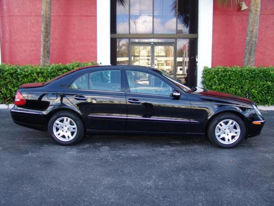 Florida Fine Cars - Used MERCEDES-BENZ E CLASS 2006 MIAMI E320 CDI