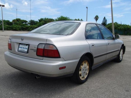 Florida Fine Cars - Used HONDA ACCORD 1996 MIAMI LX (4