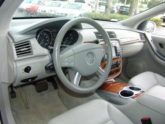 Florida Fine Cars - Used MERCEDES-BENZ R CLASS 2007 MIAMI R350 4WD