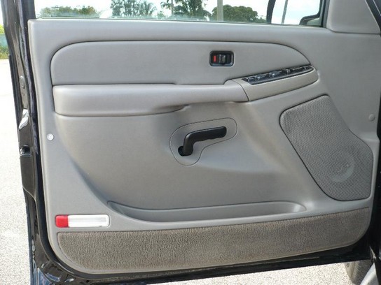 Florida Fine Cars - Used CHEVROLET TRUCK TAHOE 2005 MIAMI LS 2WD