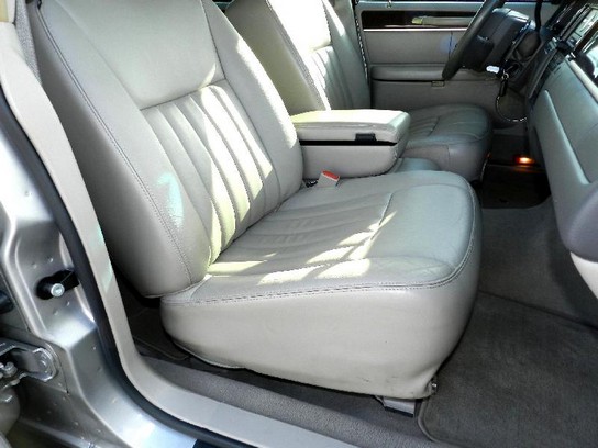 Florida Fine Cars - Used LINCOLN TOWN CAR 2006 MIAMI Signature