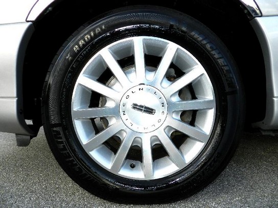 Florida Fine Cars - Used LINCOLN TOWN CAR 2006 MIAMI Signature