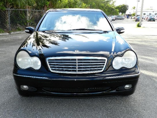 Florida Fine Cars - Used MERCEDES-BENZ C CLASS 2002 MIAMI C240