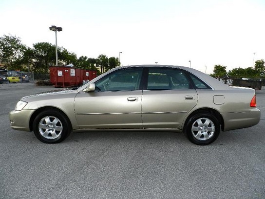 Florida Fine Cars - Used TOYOTA AVALON 2001 MIAMI XLS