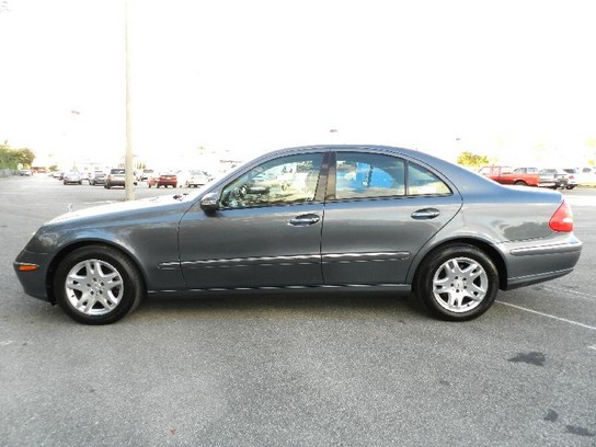 Florida Fine Cars - Used MERCEDES-BENZ E CLASS 2006 MIAMI E320 CDI