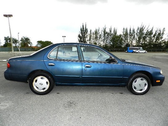Florida Fine Cars - Used NISSAN ALTIMA 1995 MIAMI GXE